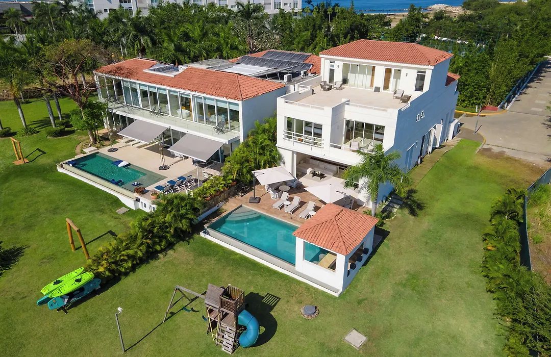 Capitalia Tres Mares Beach Residences & Marina-1