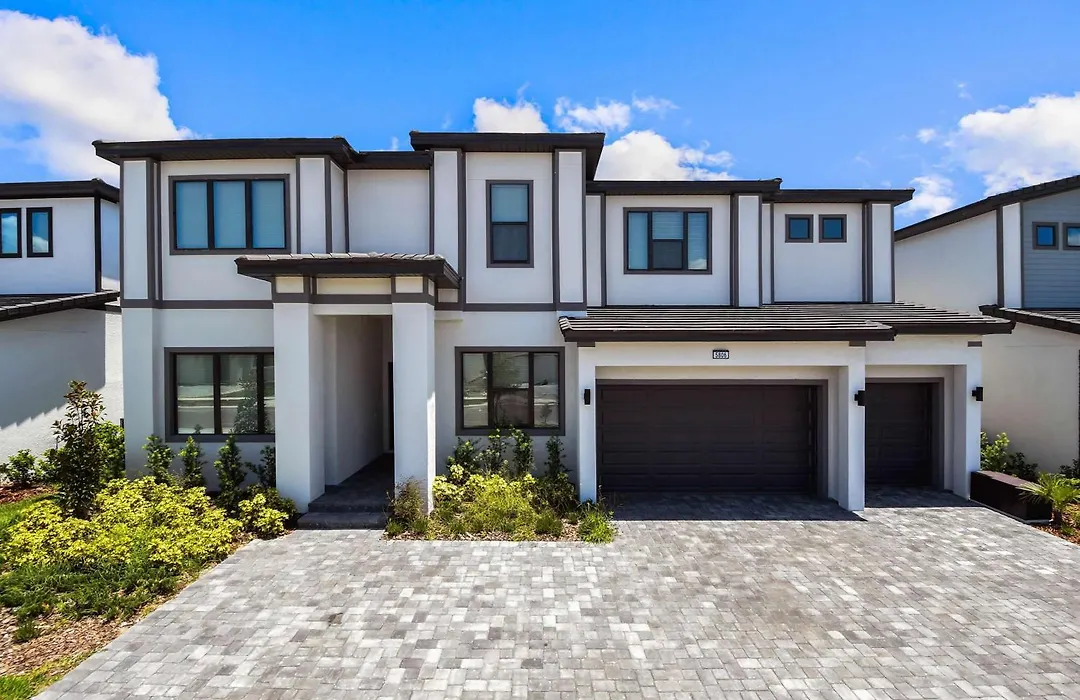 Luxurious 15Br Villa With Lake View & Game/Theater-1