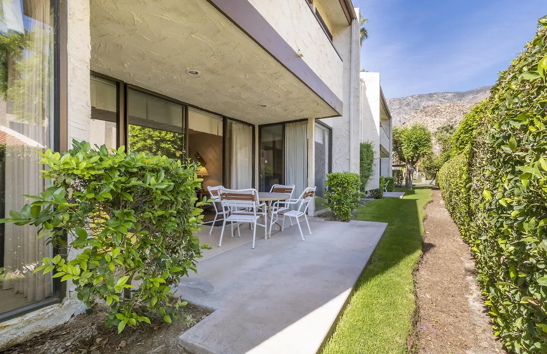 Casitas Del Monte-1