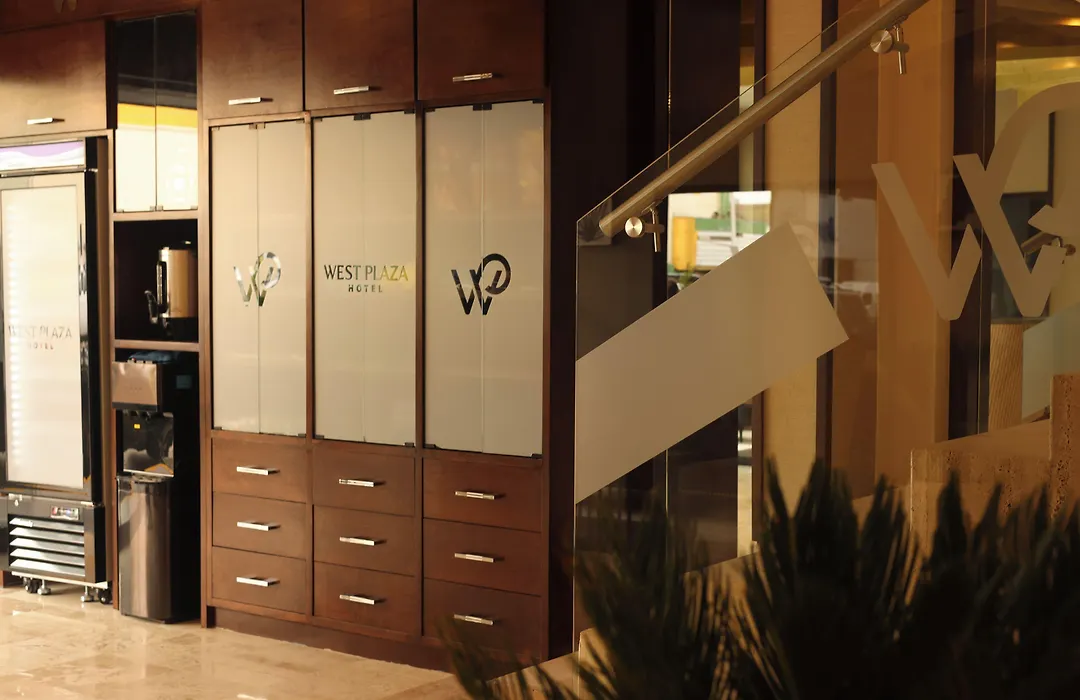 Hotel West Plaza-1