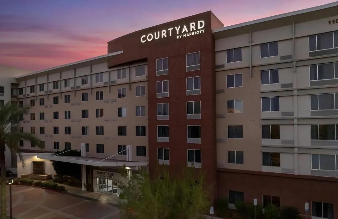 Courtyard Phoenix Chandler/Fashion Center-1