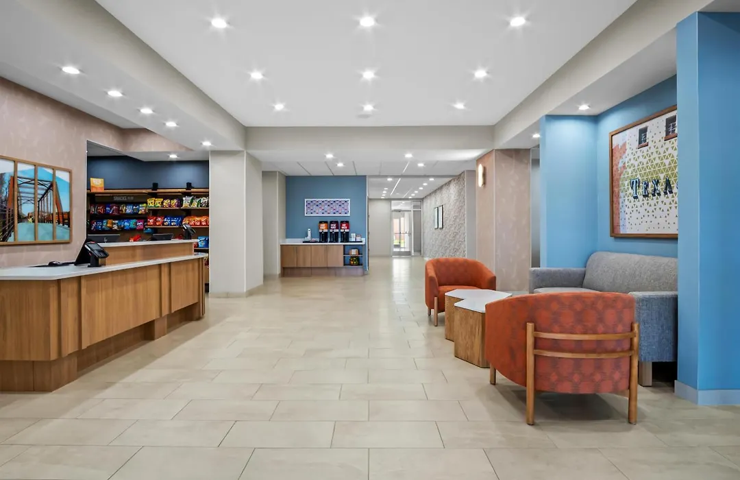 Hampton Inn And Suites Waxahachie-1