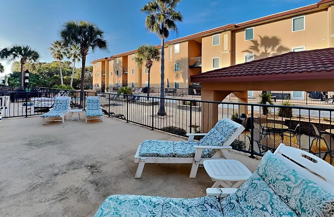 Brass Rail Villas 109 By Tybee Vacation Rentals-1