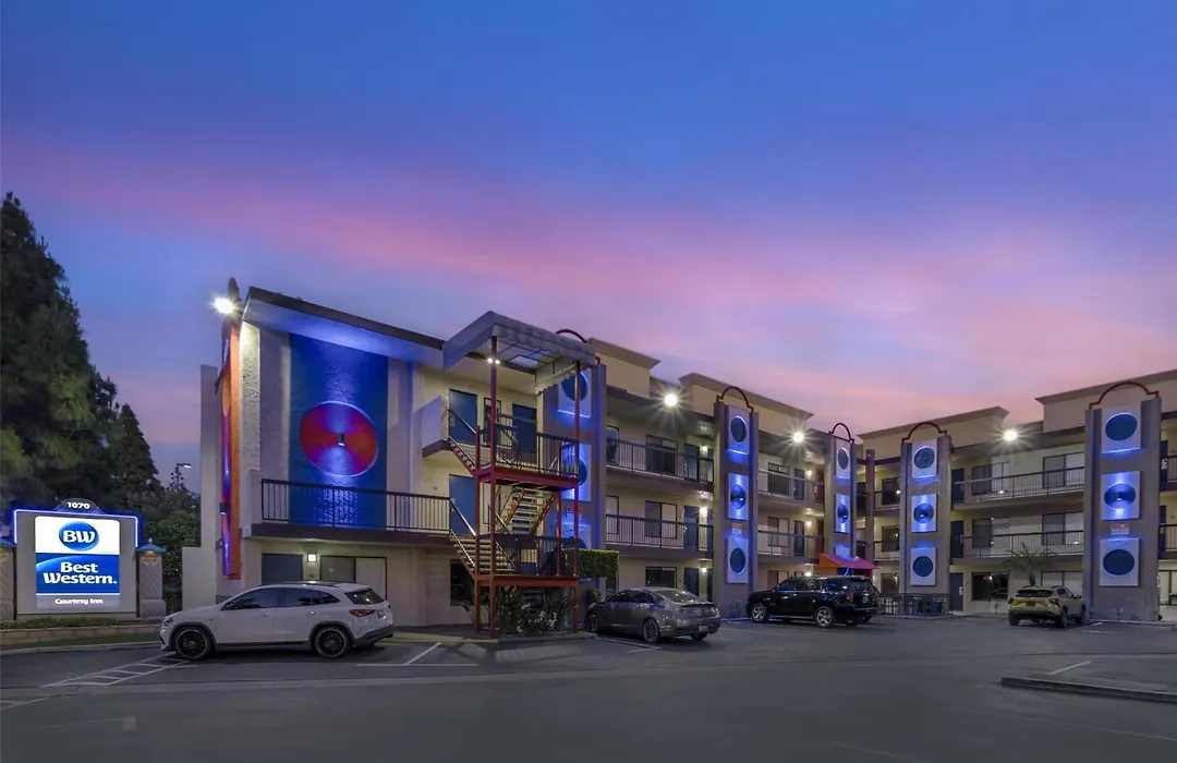Best Western Courtesy Hotel - Anaheim Resort Amusement Park-1