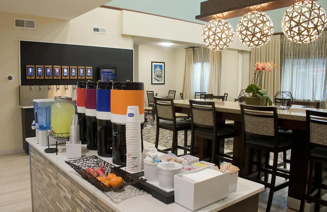 Hampton Inn & Suites Denver-Speer Boulevard-1