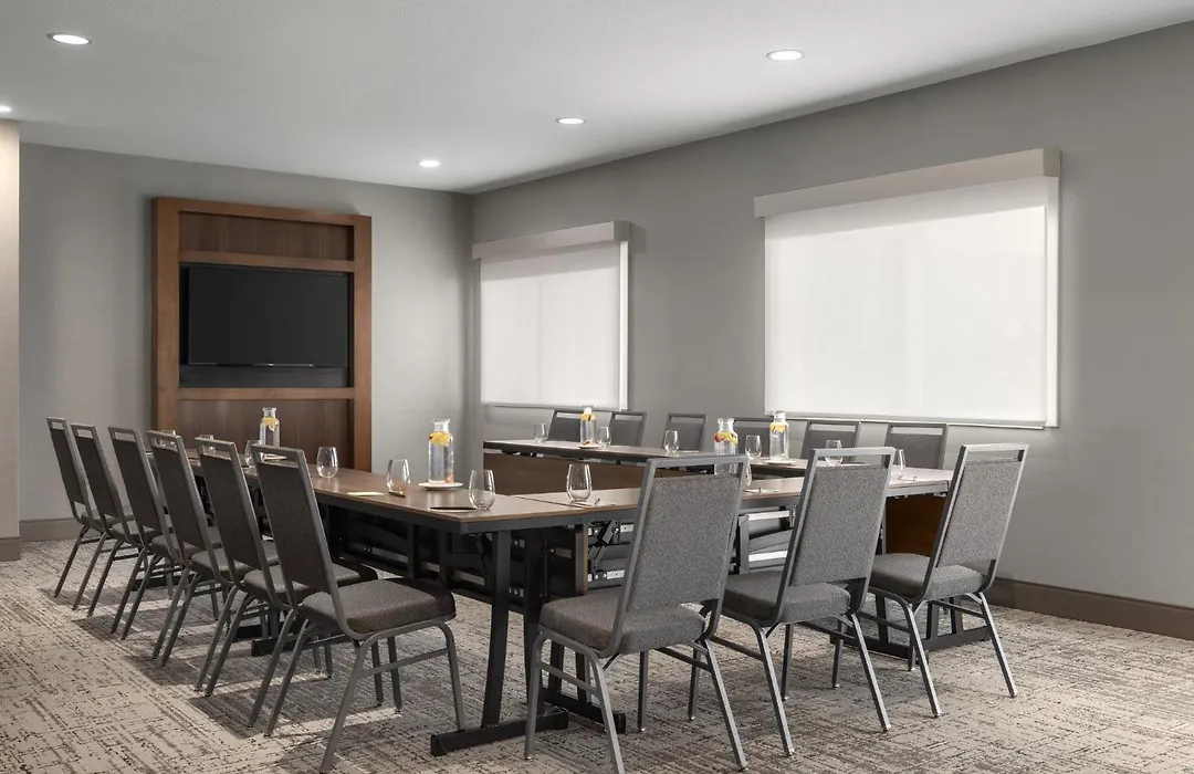 Holiday Inn Hotel & Suites Overland Park-West By Ihg-1