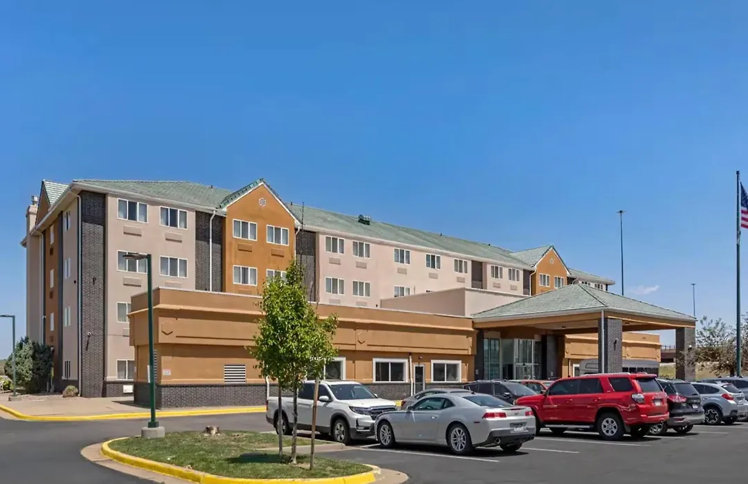 Quality Inn & Suites Denver Airport - Gateway Park-1
