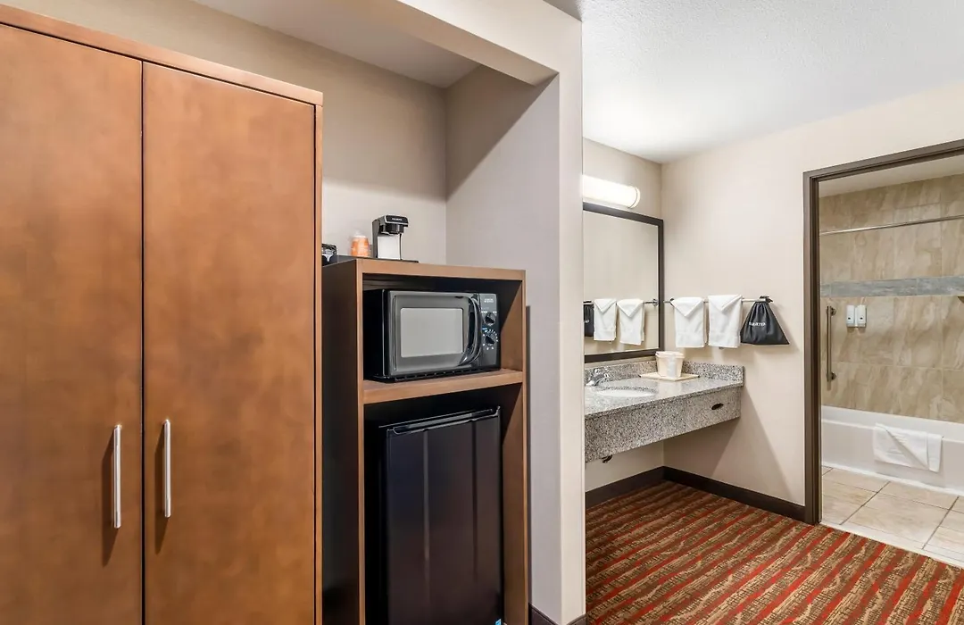 Quality Inn Near Rocky Mountain National Park-1