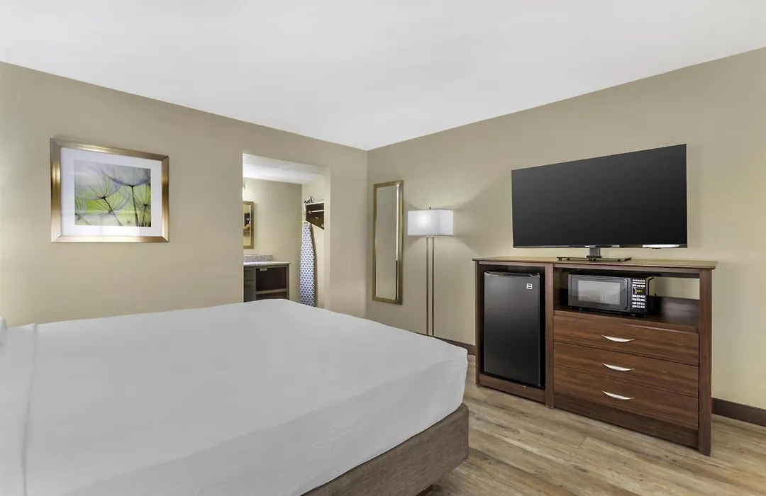 Best Western Plaza Inn-1