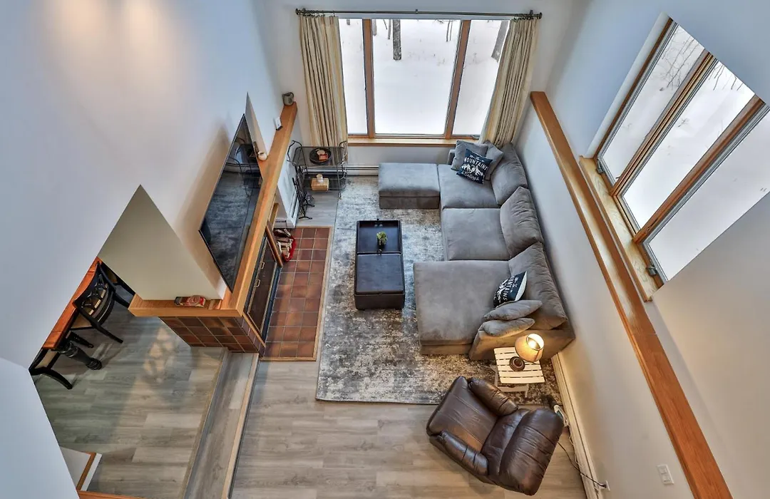 Cedarwood Retreat - 3Br Vermont Condo With Spa, Pool, Fireplace & Private Jacuzzi-1