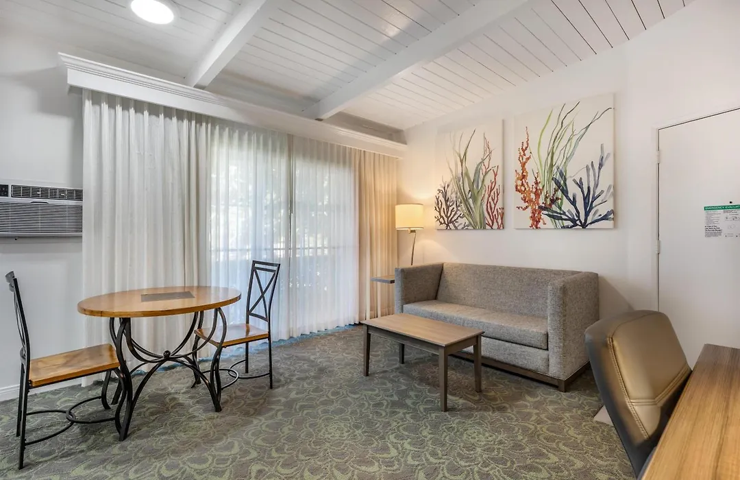 Best Western Plus Santa Barbara-1