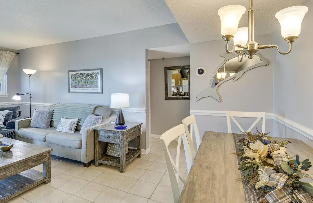 Gulf Highlands Getaway W/ 6 Pools & Beach Access-1