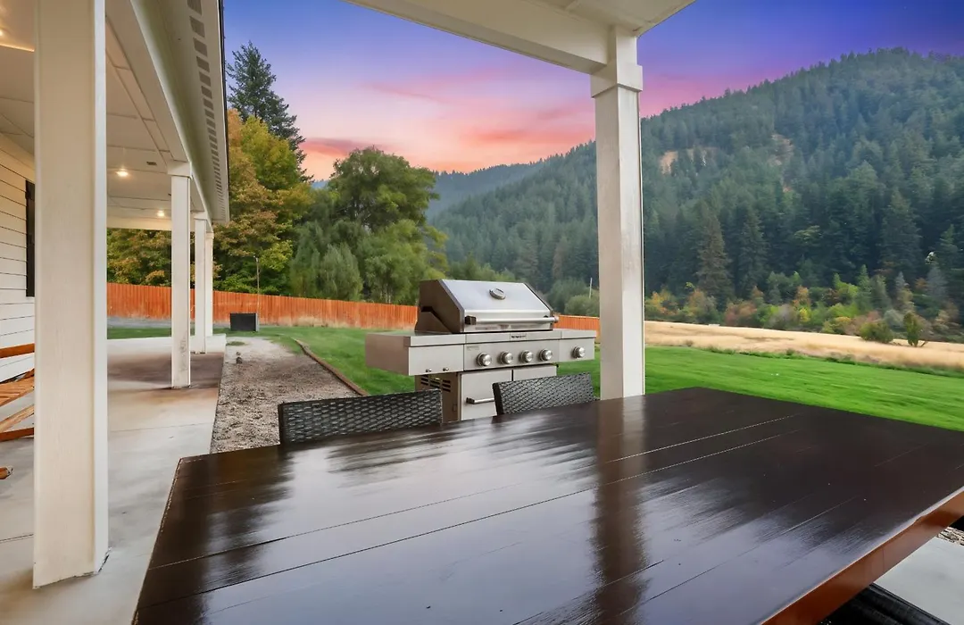 Leavenworth Farmhouse-1