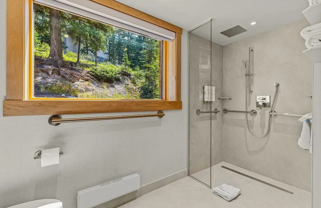 Otter Hotel-1