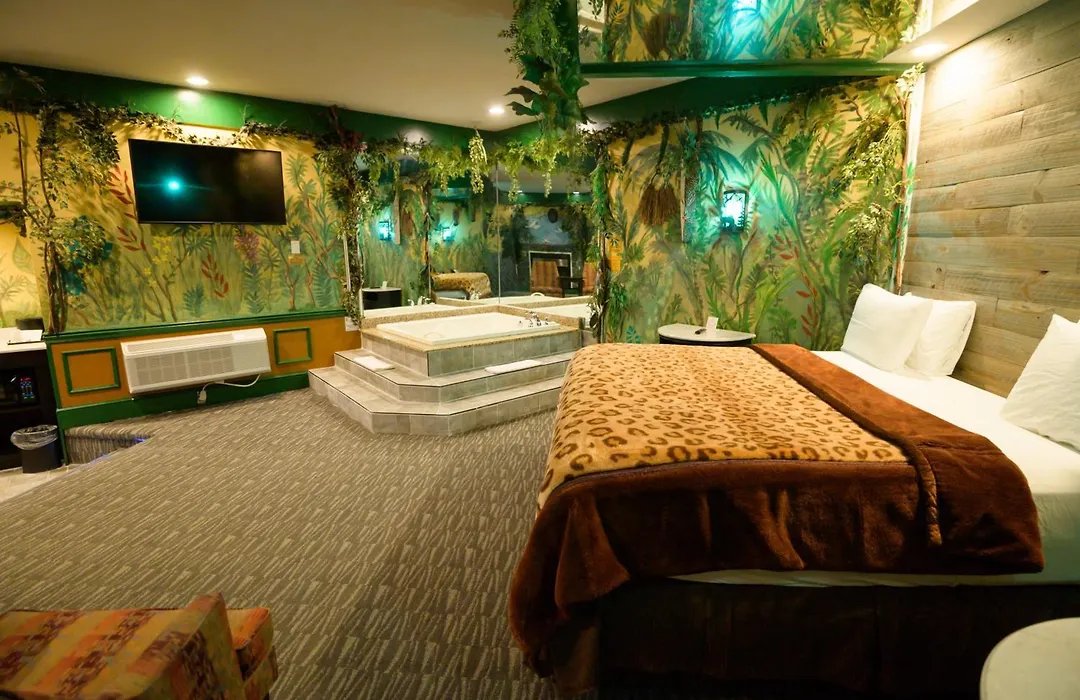 Inn Of The Dove Romantic Luxury & Business Suites-1