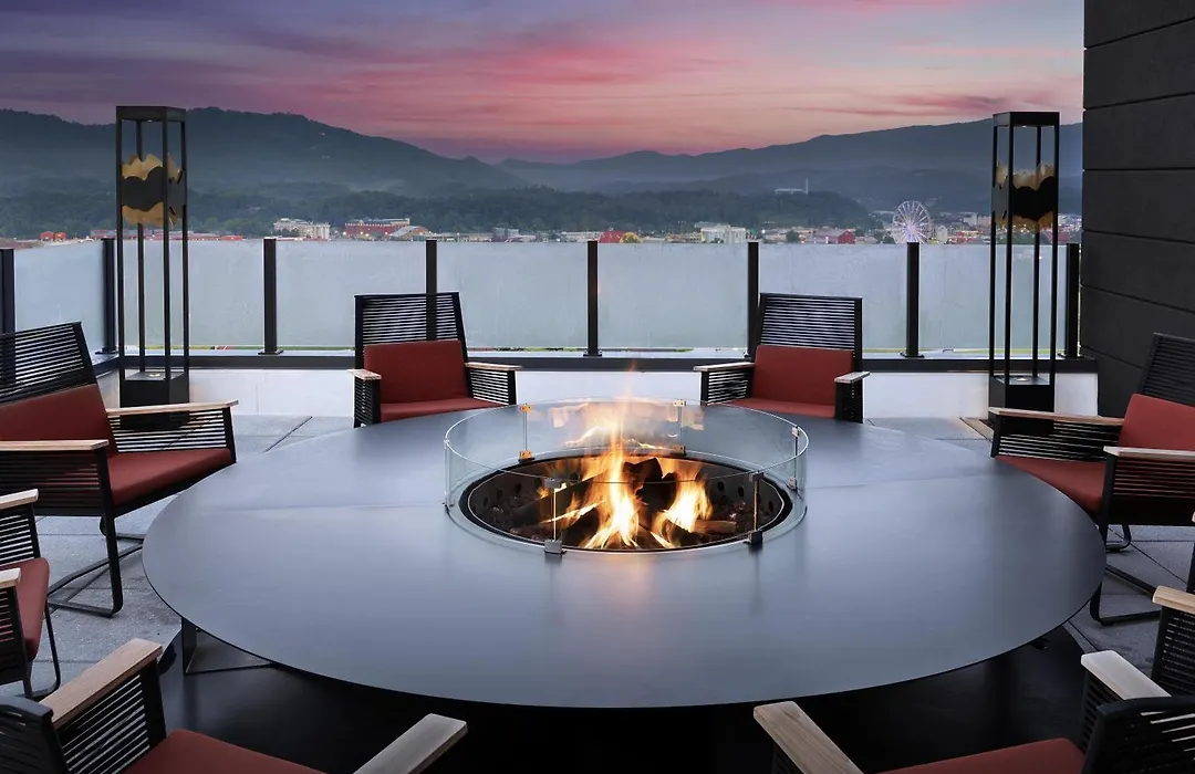 Tempo By Hilton Pigeon Forge-1