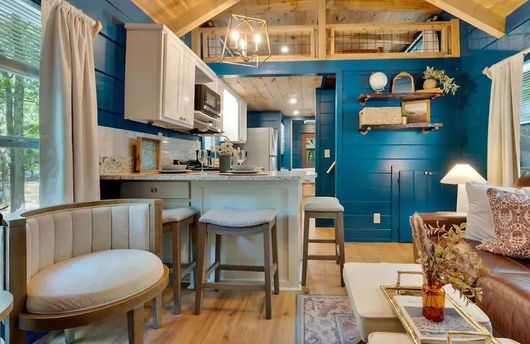 Pops Cabin Lookout Mountain Luxury Tiny Home-1