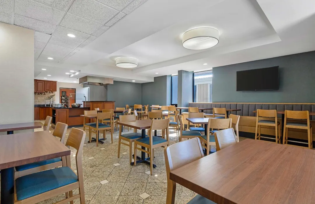 Drury Inn & Suites Joplin-1