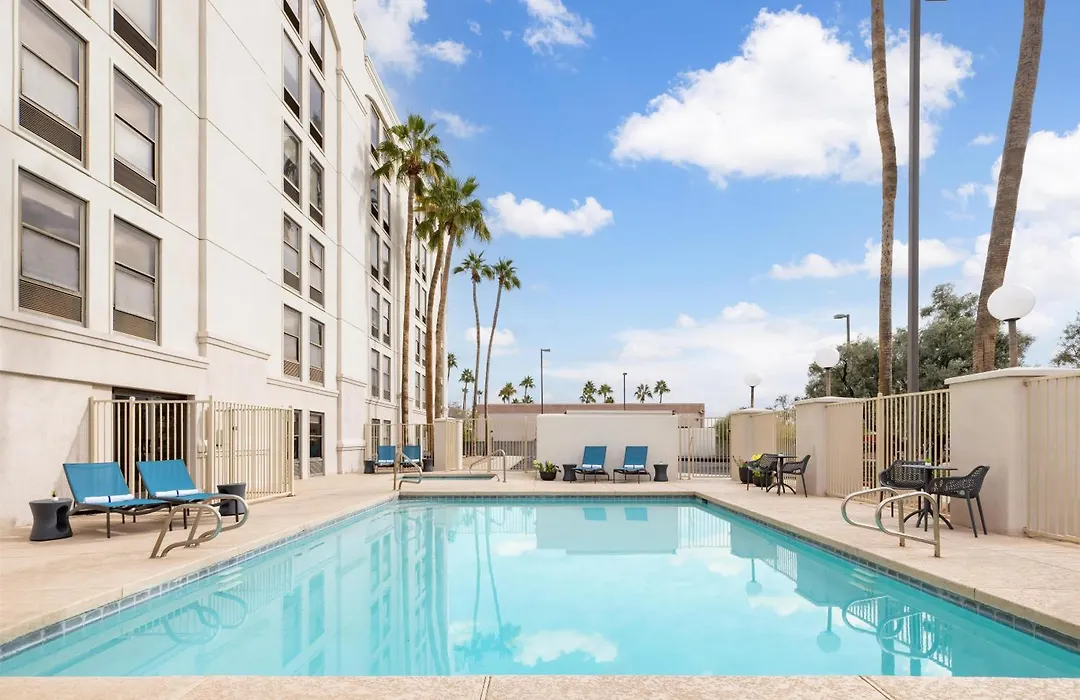 Hampton Inn Phoenix-Chandler-1