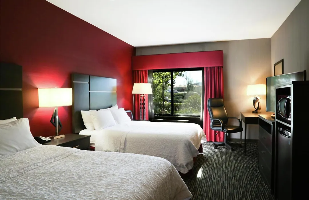 Hampton Inn & Suites Temecula-1