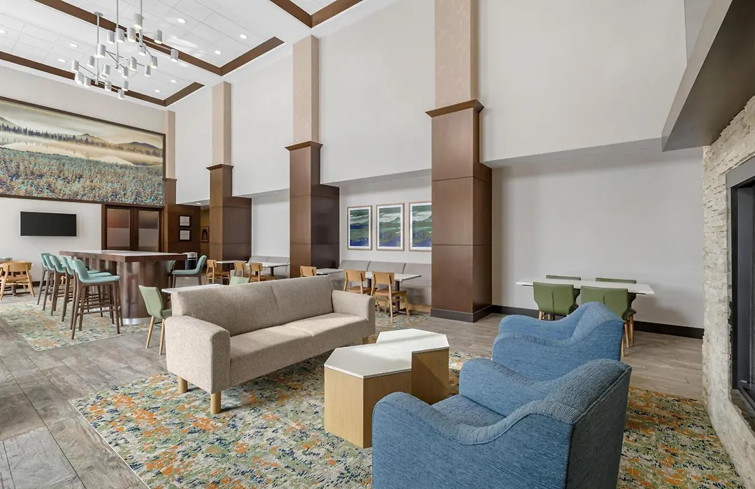 Hampton Inn & Suites Bend-1