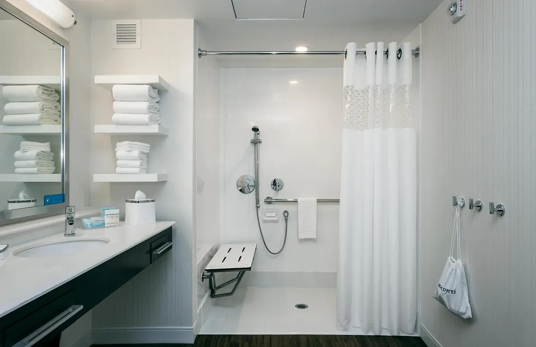 Hampton Inn & Suites By Hilton Seattle/Northgate-1
