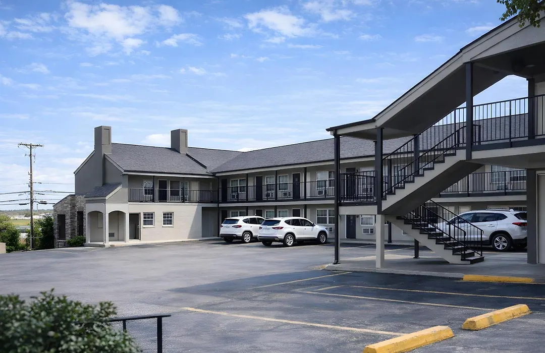 Quarters Inn & Suites-1