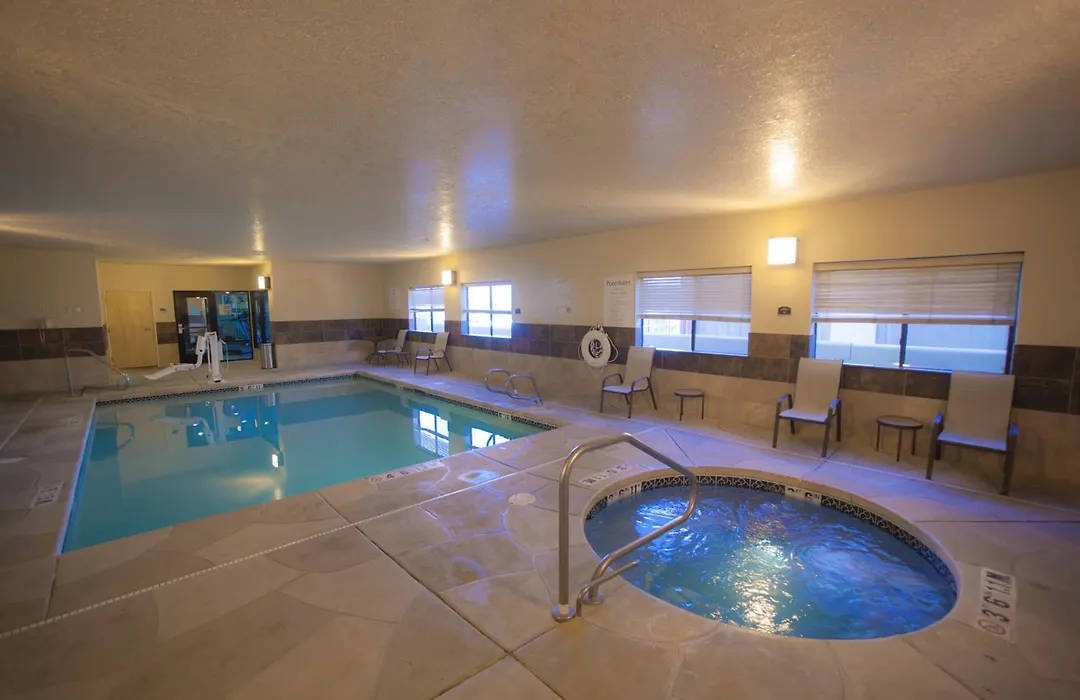 Holiday Inn Express Hotel & Suites Albuquerque - North Balloon Fiesta Park By Ihg-1