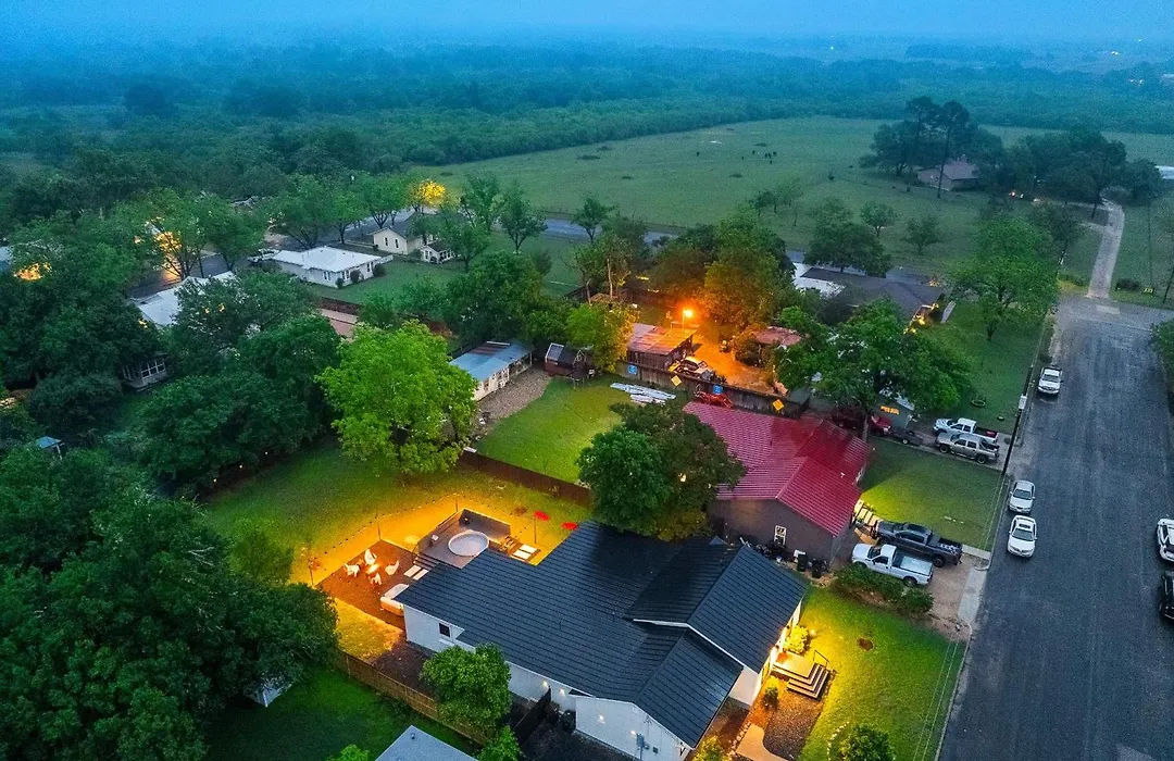 Kilted Cowboy - Hot Tub Fire Pit & Close To Main-1