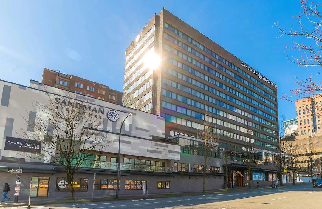 Sandman Signature Vancouver Downtown Hotel-1