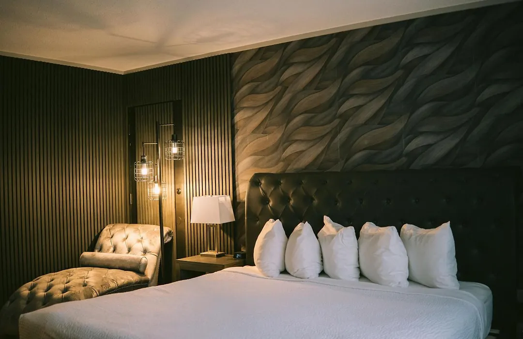 The Thompson Hotel-1