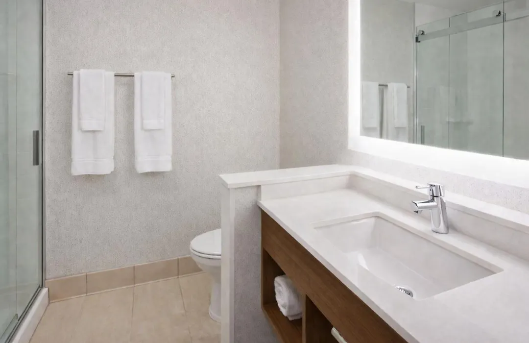 Holiday Inn Express And Suites Des Moines Downtown By Ihg-1