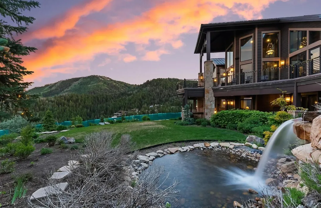 Sky Ridge Retreat-1