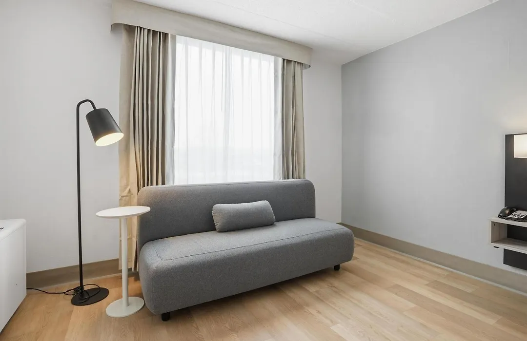 Seven Oaks Hotel Regina, Surestay Collection By Best Western-1