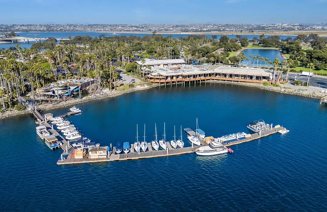 Paradise Point Resort & Spa-1