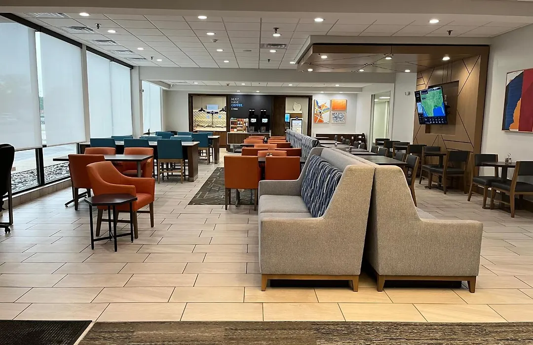 Holiday Inn Express Big Rapids By Ihg-1
