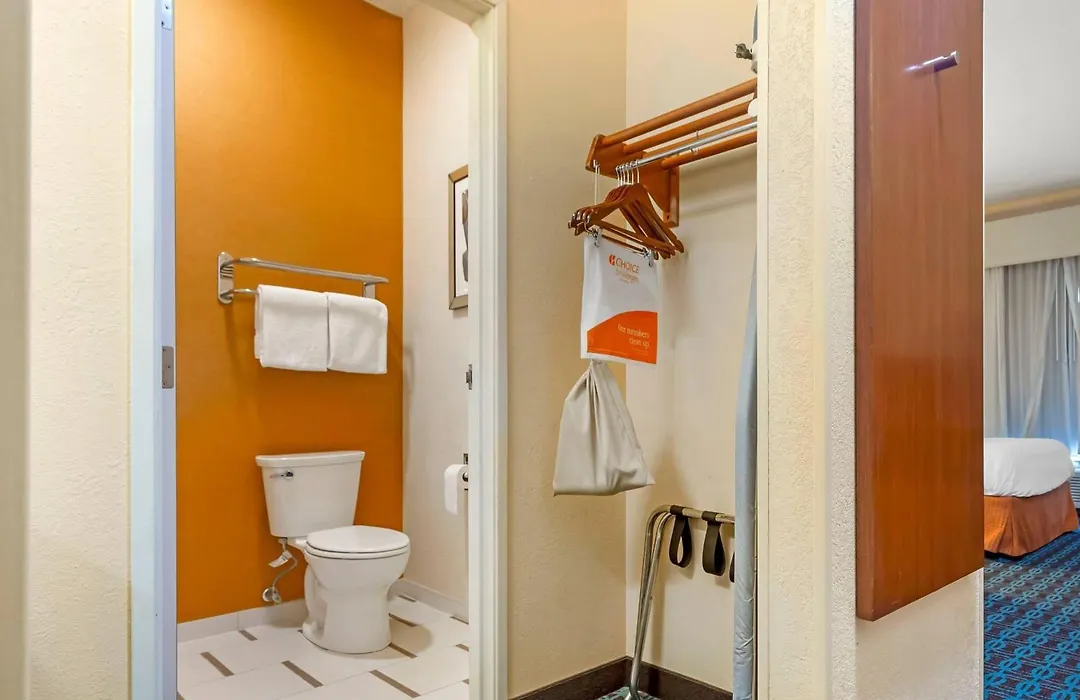 Comfort Inn & Suites Green Bay Stadium Area-1