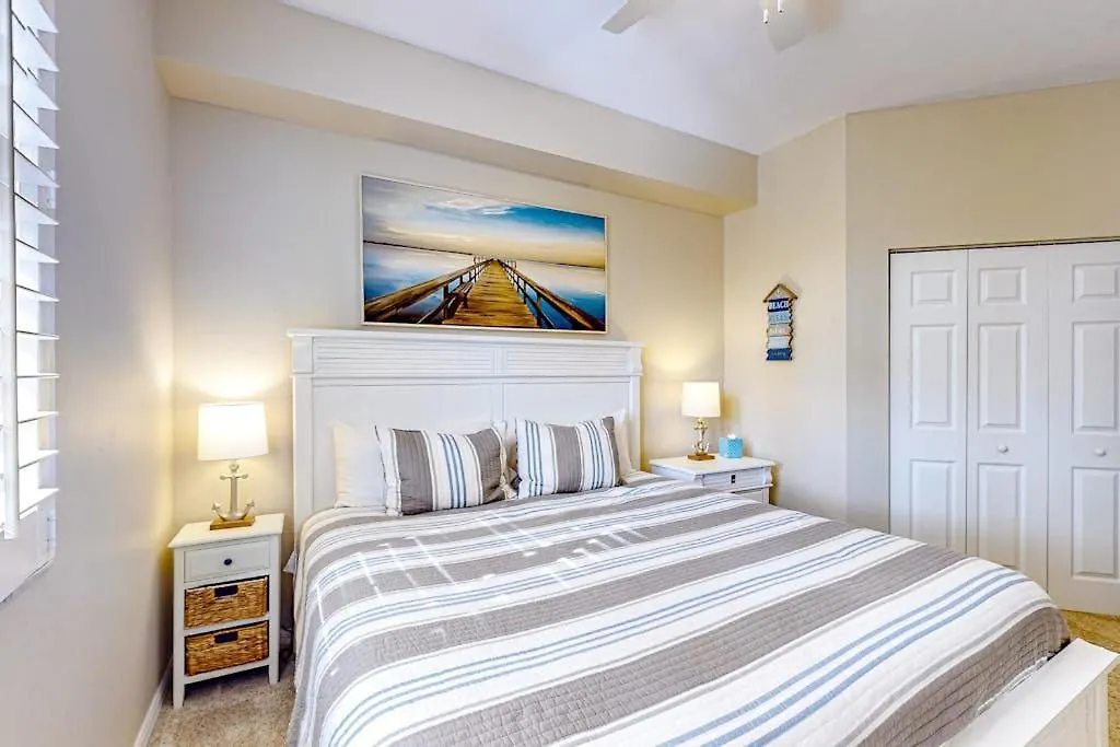 Luxury Condo In Regatta-1