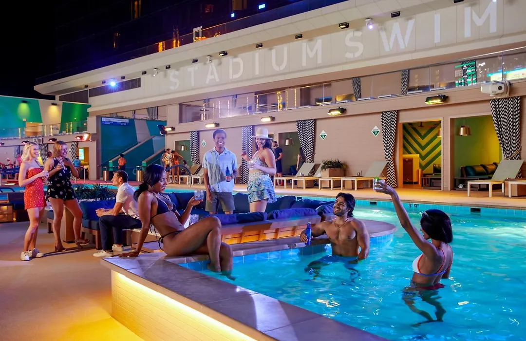 Circa Resort & Casino - Adults Only-1