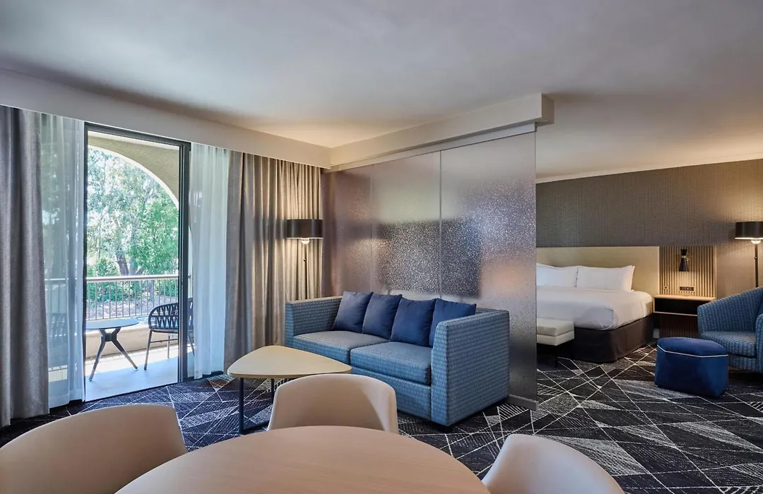 Doubletree By Hilton Newark-Fremont-1