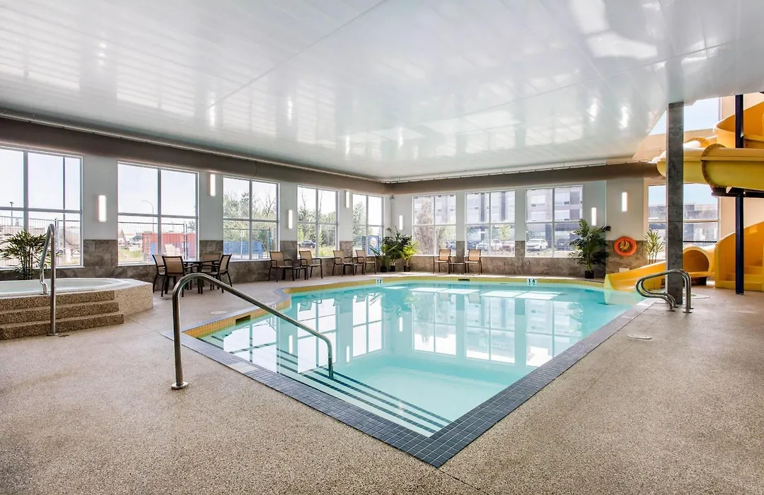 Comfort Inn & Suites-1
