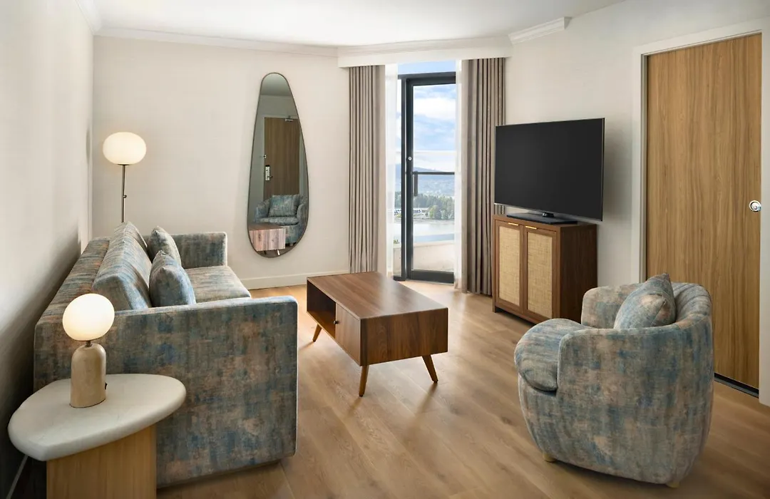Pinnacle Hotel Harbourfront-1