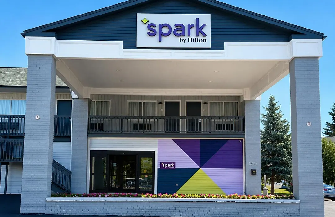 Spark By Hilton Lake George Outlets-1