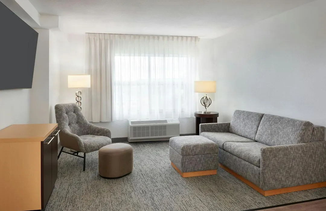 Towneplace Suites By Marriott Thunder Bay-1