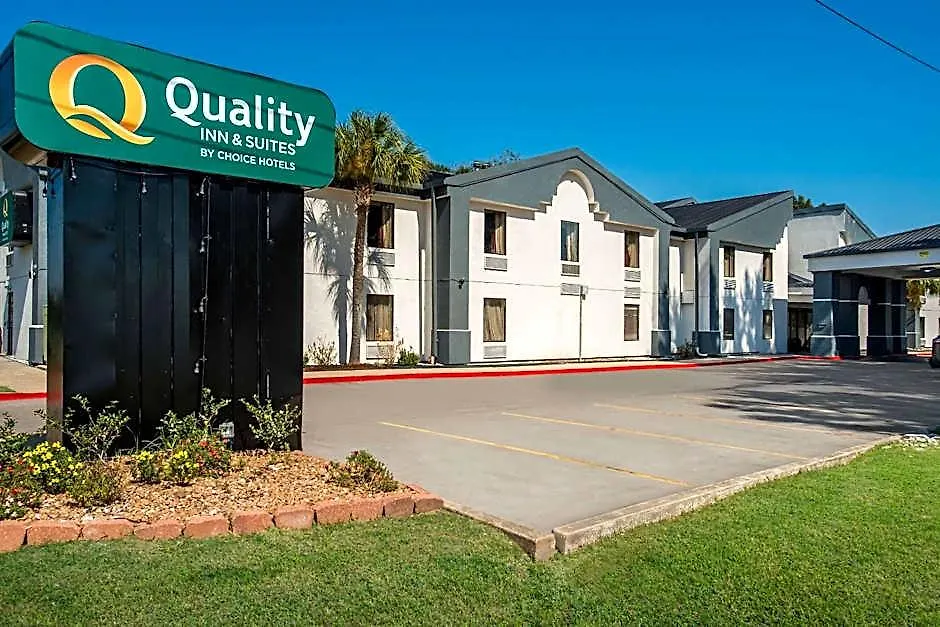 Quality Inn And Suites Lafayette-1