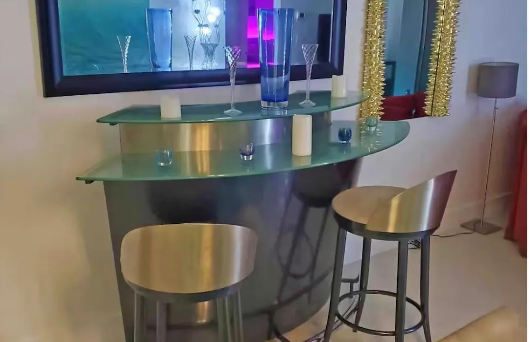 Beautiful Penthouse Condo With Stunning Views Of Both Ocean And City-1