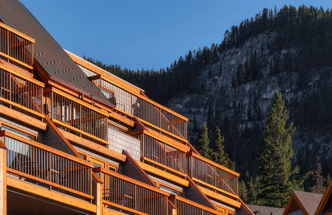 Hotel Canoe And Suites-1