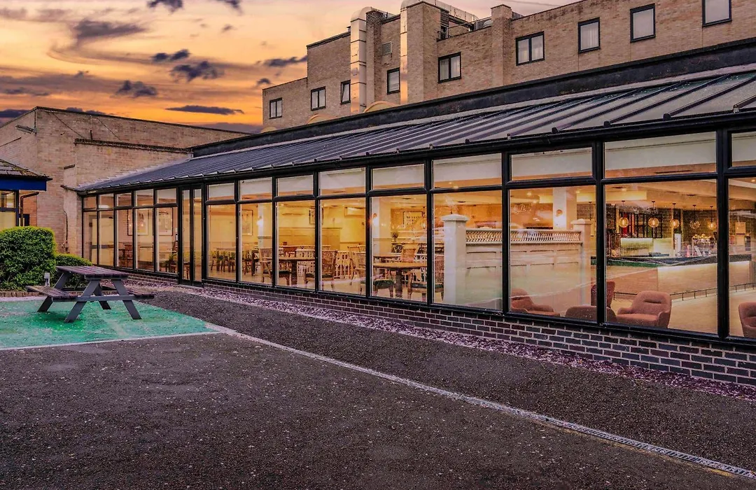 Mercure Nottingham Sherwood-1