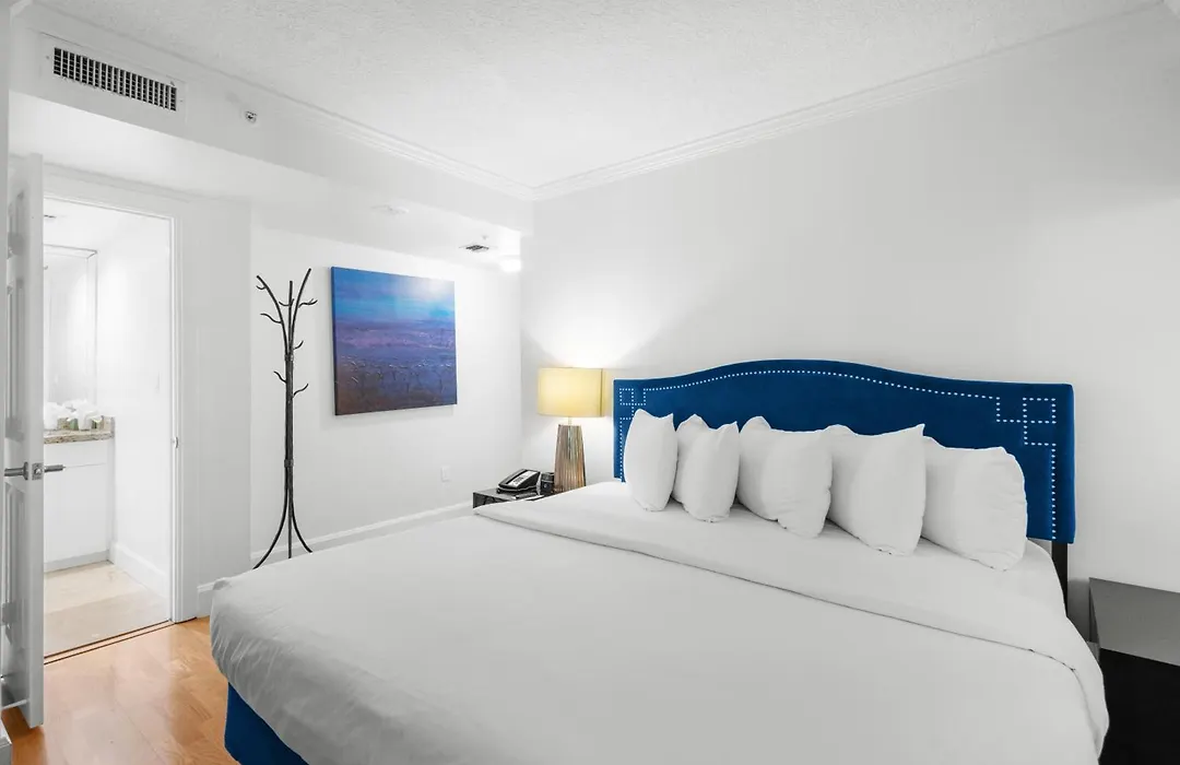 The Mutiny Luxury Suites Hotel-1