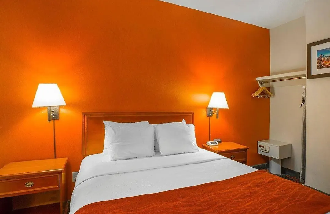 Comfort Inn & Suites Calgary - University-1